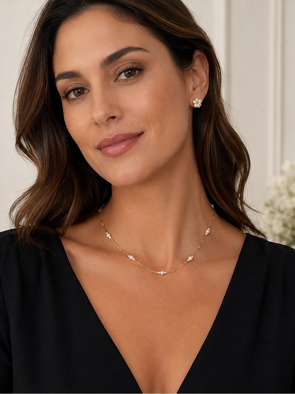 Avon Dainty Pearl Necklace set